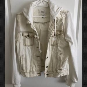 FOREVER 21 Cream/White Denim